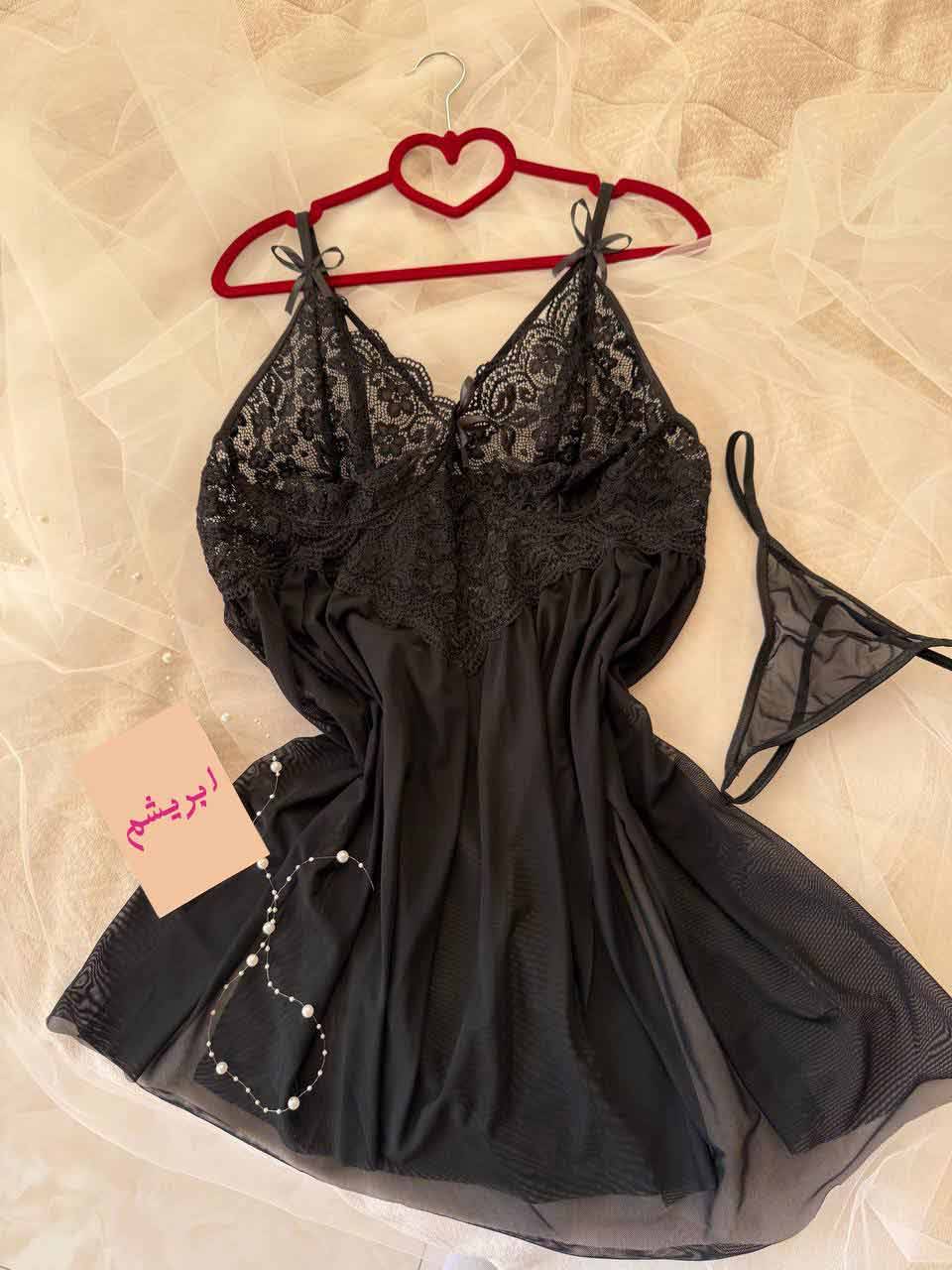 لباس خواب زنانه سایز بزرگ حریر و گیپور مدل 100347 همراه شورت لامبادا