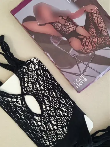 سرهمی فانتزی فیشنت فاق باز مشکی طرح قلب لاوینا کد 64