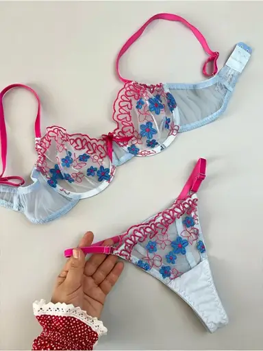 ست شورت و سوتین آبی گلدوزی شده هانیس کد 9465