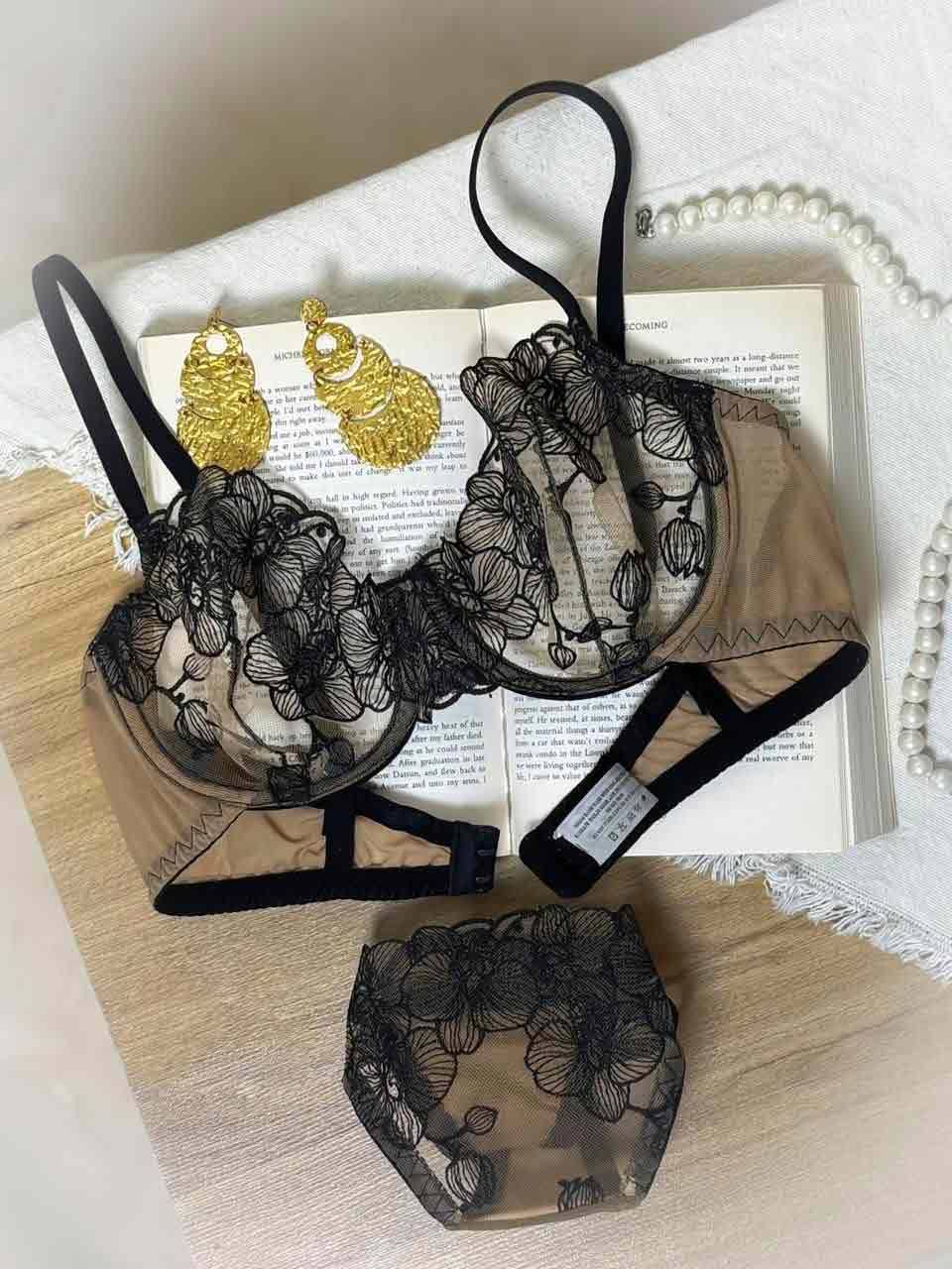 ست لباس زیر زنانه مشکی گیپوری فنردار برند هانیس مدل H10