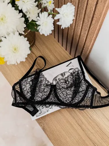 ست فانتزی شورت و سوتین مشکی گلدوزی شده هانیس کد h21