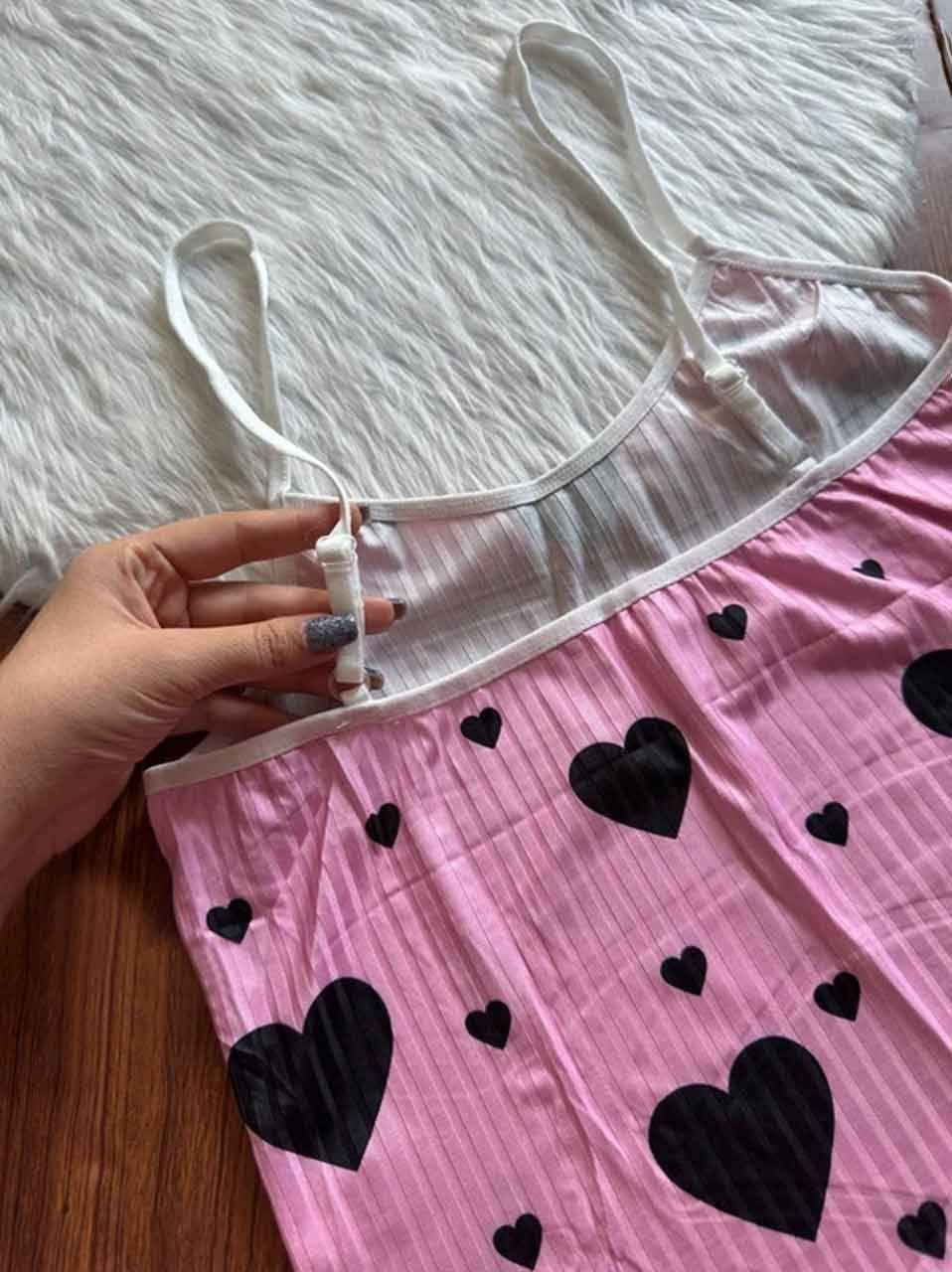 ست تاپ شلوار کبریتی صورتی قلب مشکی برند B4 مدل راحتی زنانه