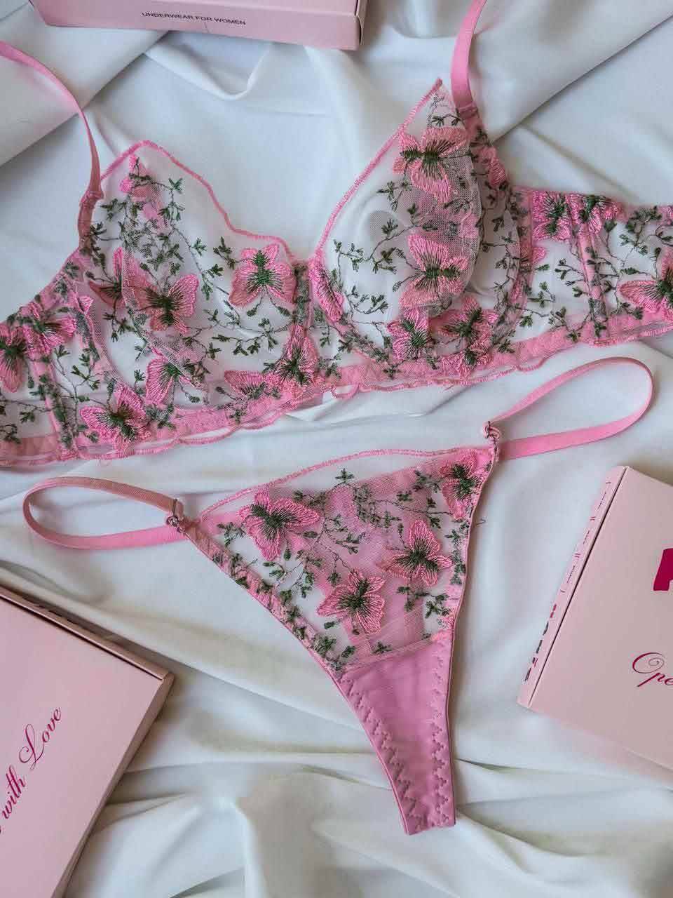 ست لباس زیر زنانه صورتی گلدوزی گل و پروانه برند هانیس کد 9656