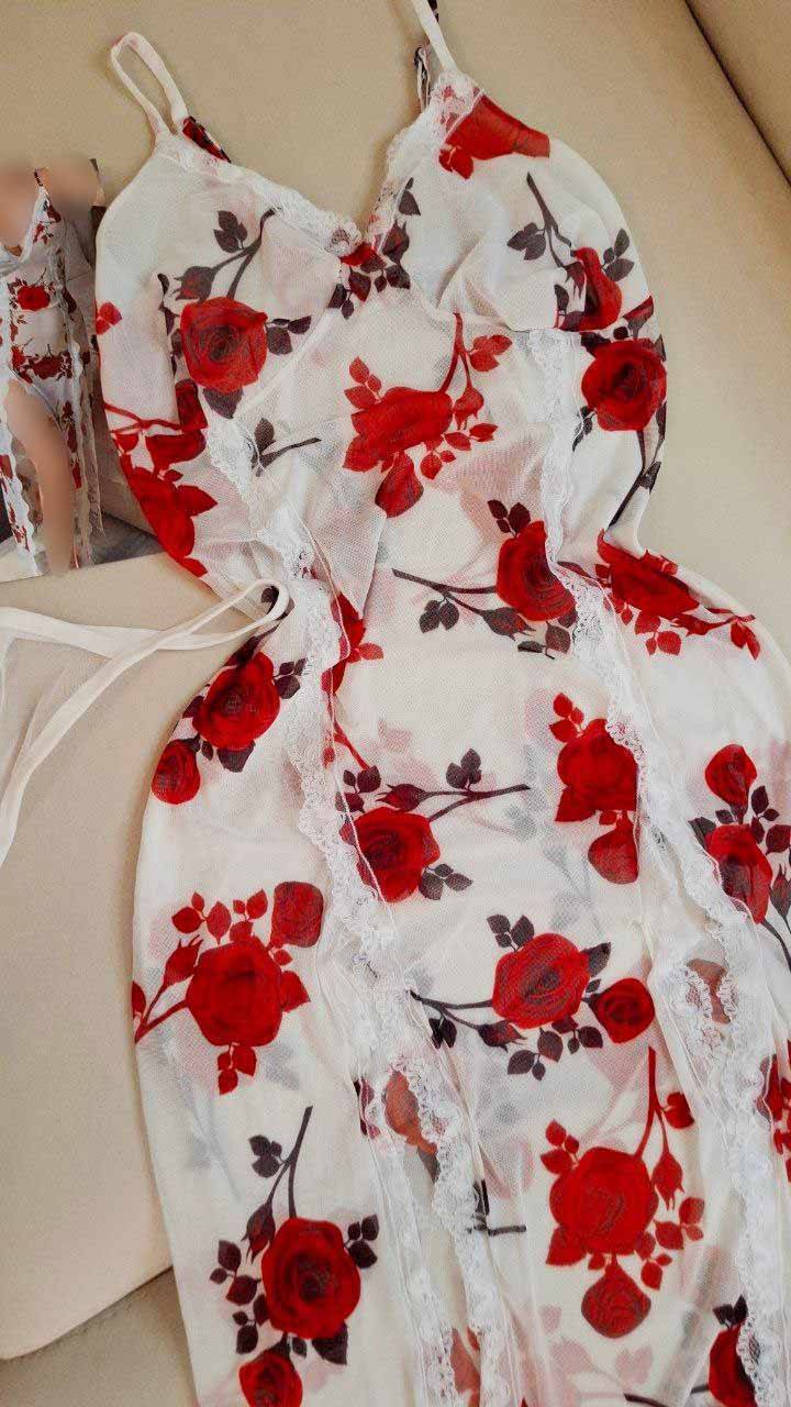 لباس خواب زنانه سفید با طرح رز قرمز حریر مدل فانتزی