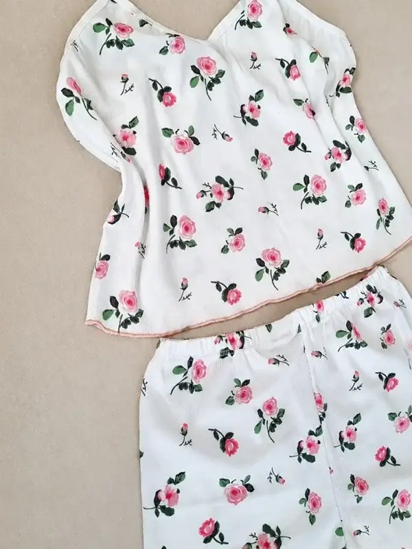 ست تاپ شورتک زنانه گلدار کبریتی کد T188 