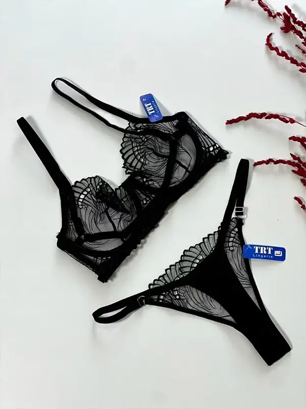 ست شورت و سوتین زنانه توری مشکی گلدوزی شده برند TRT کد 00101675