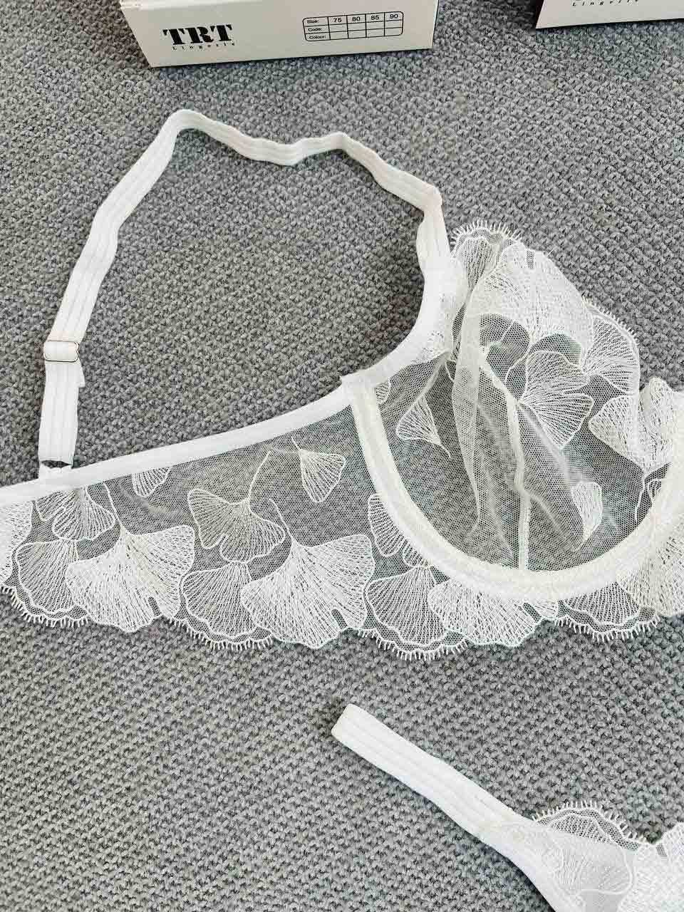 ست لباس زیر زنانه گلبرگیTRT کد 121