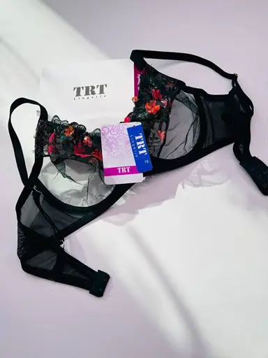 ست شورت و سوتین توری گیپوری بنفش TRT کد T6