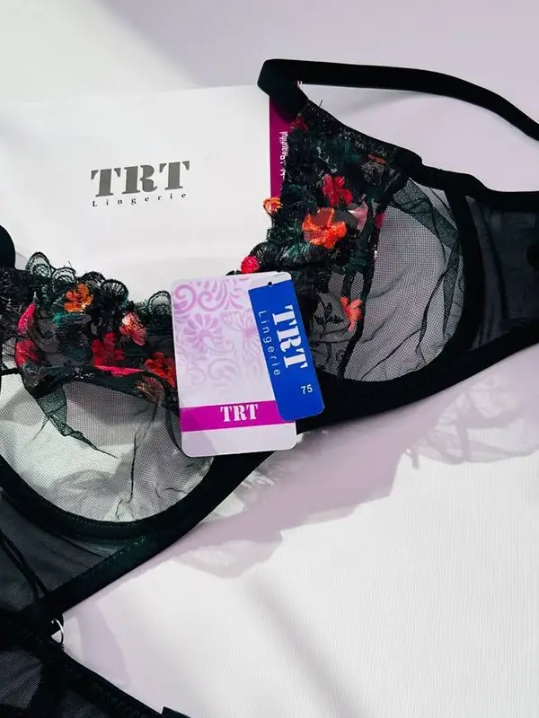 ست شورت و سوتین توری گیپوری بنفش TRT کد T6