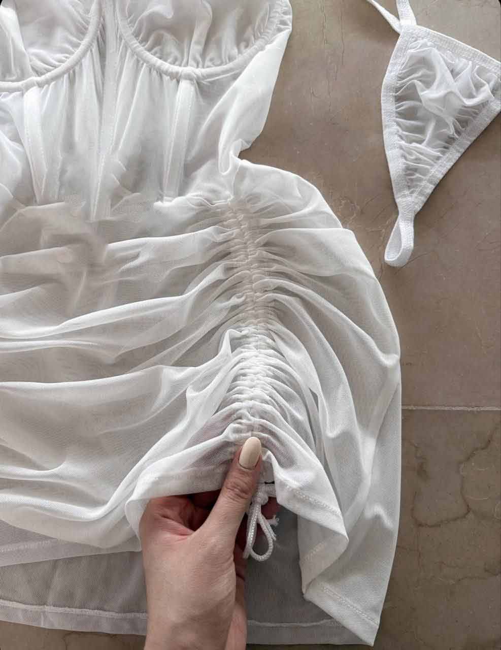 لباس خواب زنانه سفید، مشکی، قرمز توری لطیف مدل کاپ‌دار کد 8411