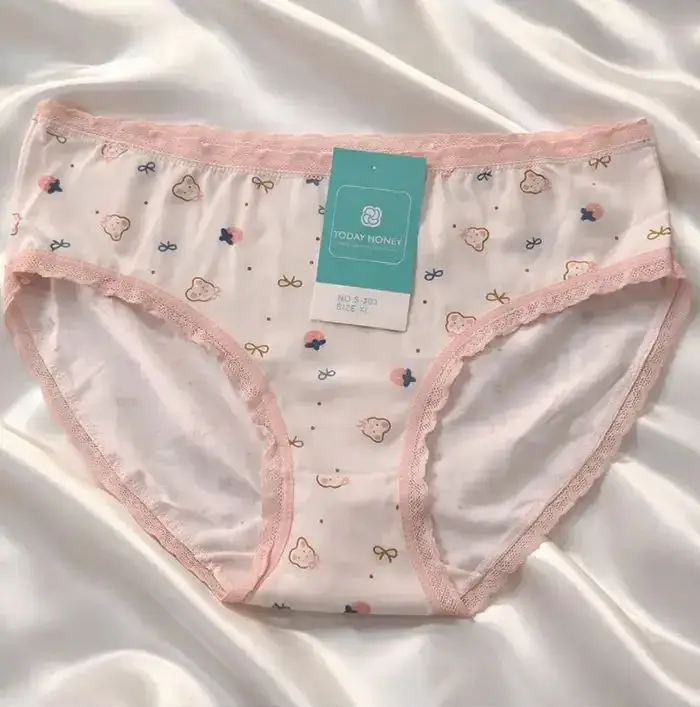 شورت نخ پنبه زنانه طرح عروسکی