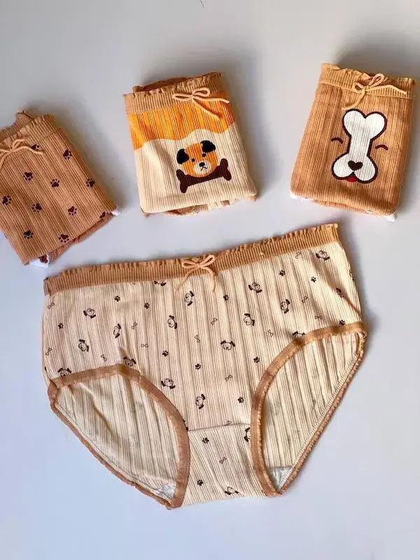 شورت نخ پنبه زنانه در 6 طرح رنگ نسکافه ای و کرم سایز 2XL